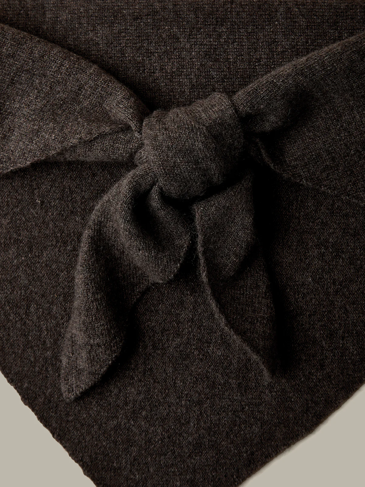 Elle: 100% Cashmere Triangle Scarf - Image 3