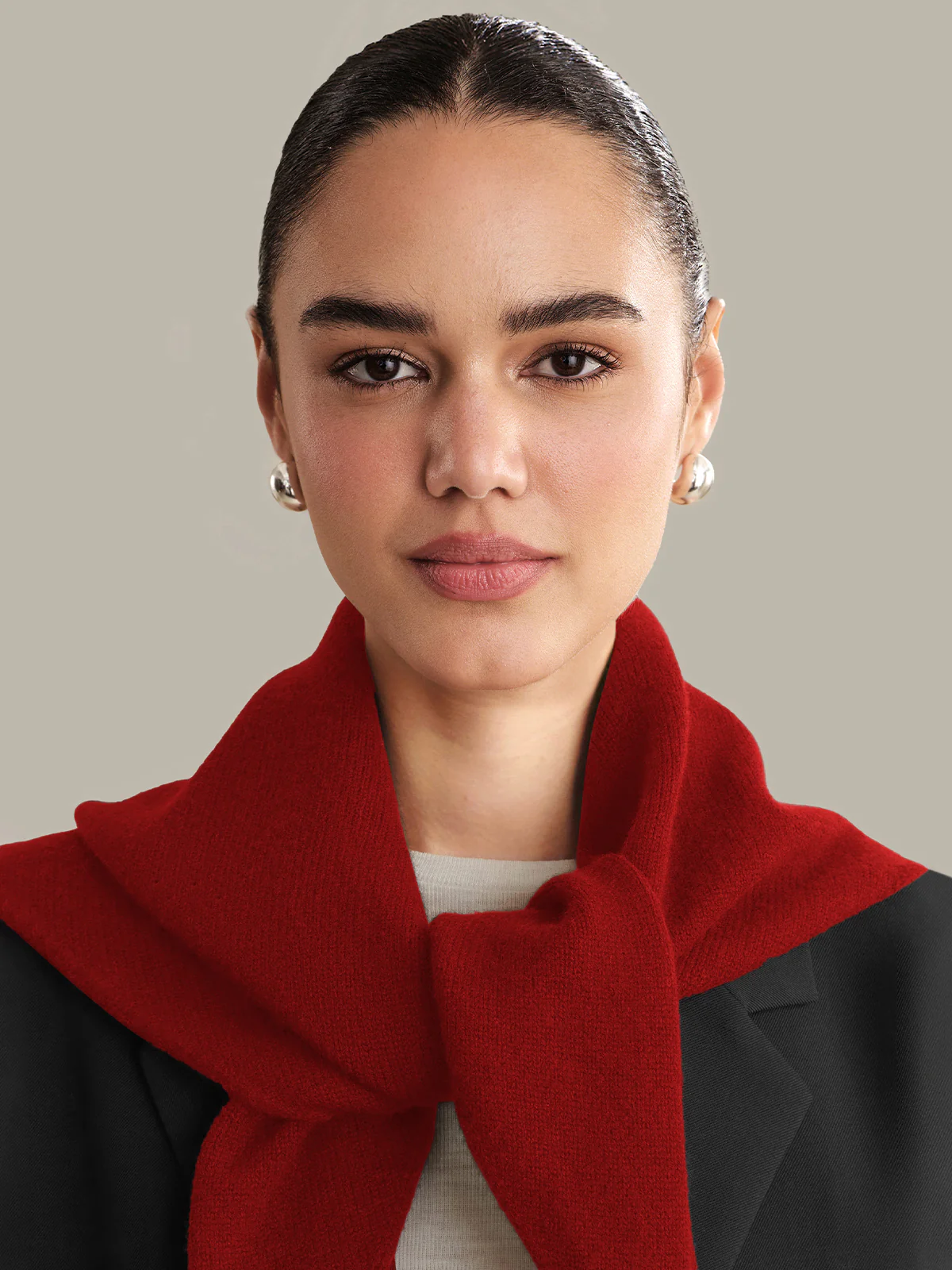 Elle: 100% Cashmere Triangle Scarf - Image 2