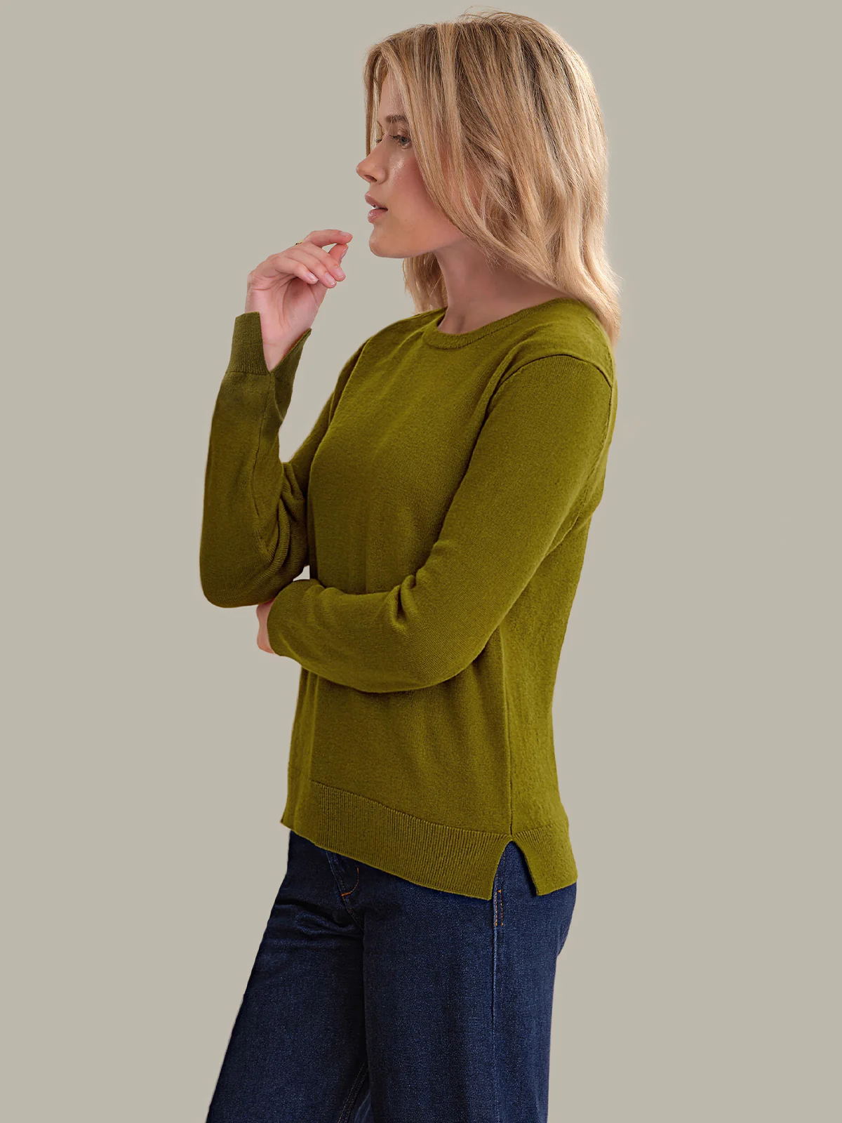 Alba: Cashmere Blend Crewneck - Image 2