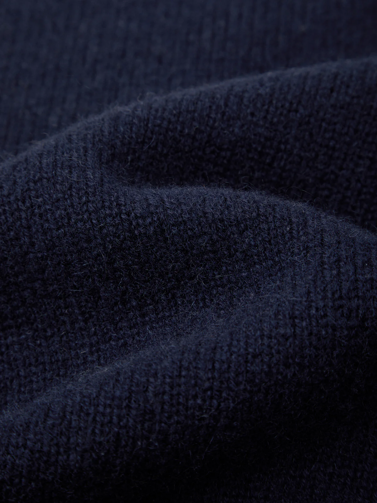 Alina: Cashmere Blend V-Neck Sweater - Image 5