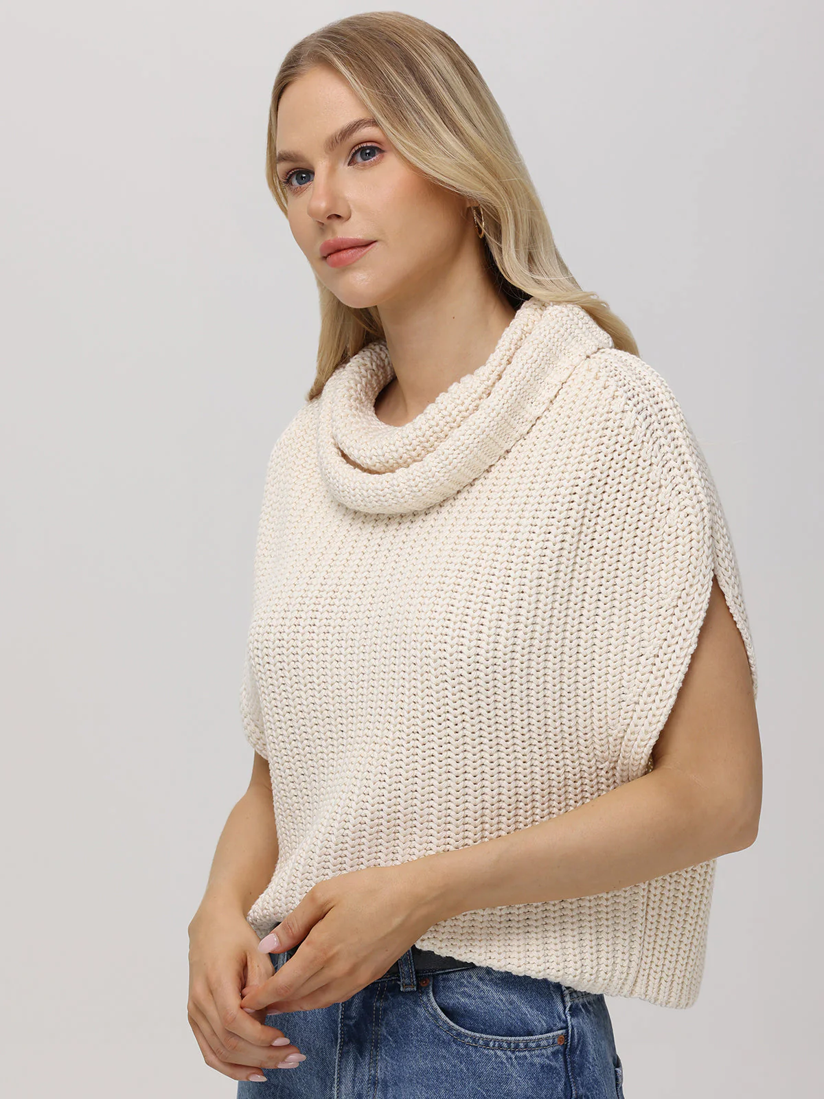 Cate: Cotton Sleeveless Turtleneck Sweater - Image 2