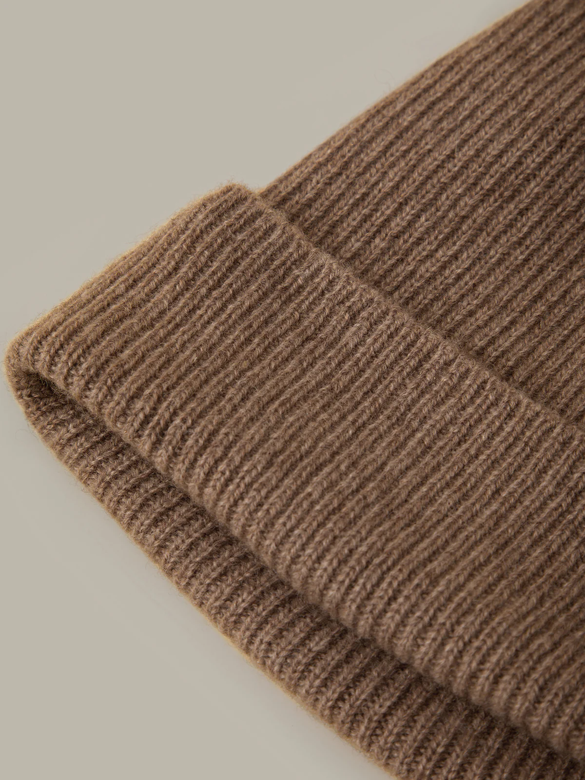 Magnolia: 100% Cashmere Rib Beanie - Image 4